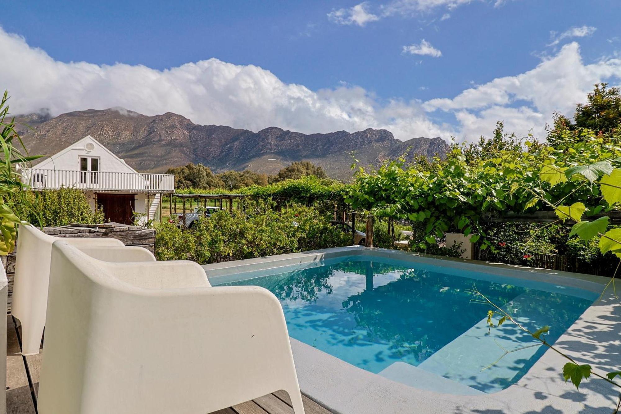 The Barn On 62 - Cottages Montagu Bagian luar foto
