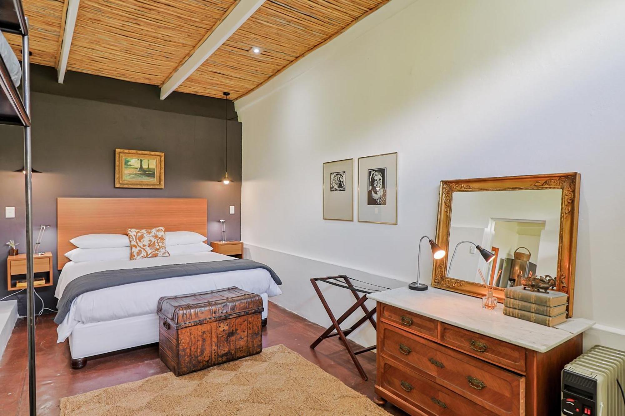 The Barn On 62 - Cottages Montagu Bagian luar foto